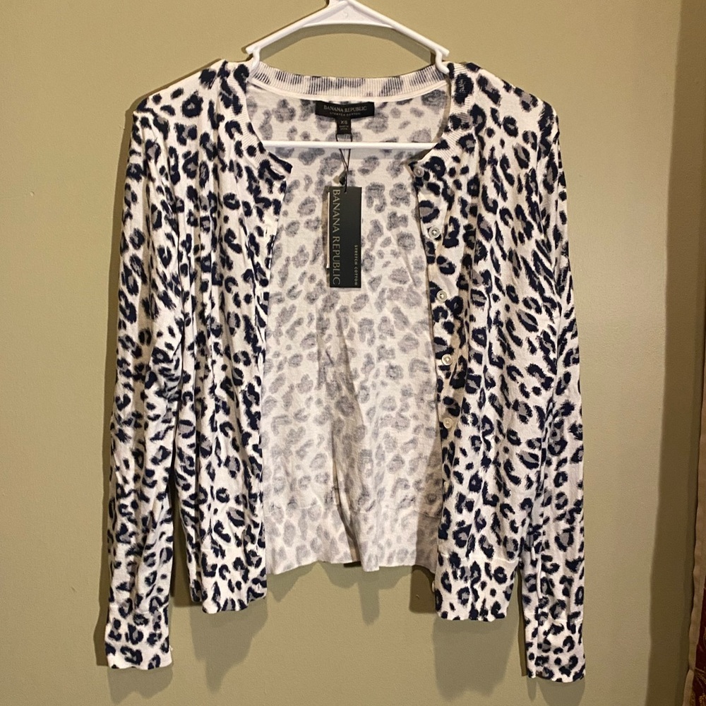 BANANA REPUBLIC Cheetah Button Up Cardigan Sweater